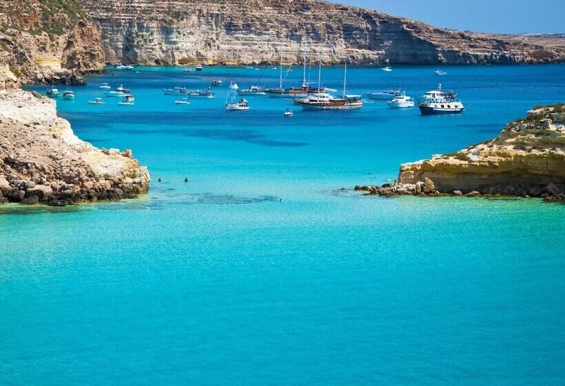 Oasis Hotel Residence & Resort