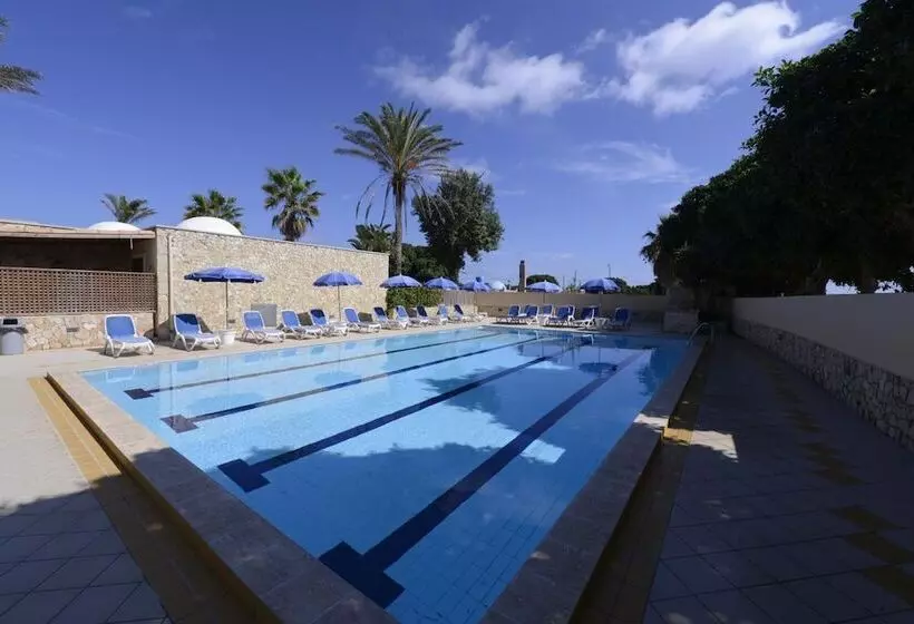 Oasis Hotel Residence & Resort