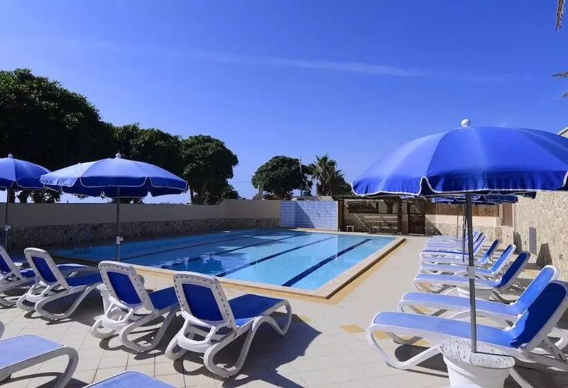 Oasis Hotel Residence & Resort