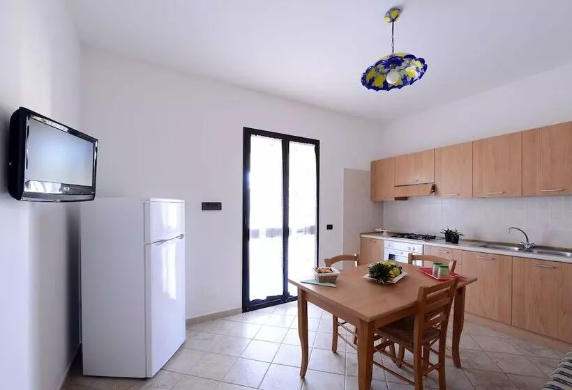 Oasis Hotel Residence & Resort