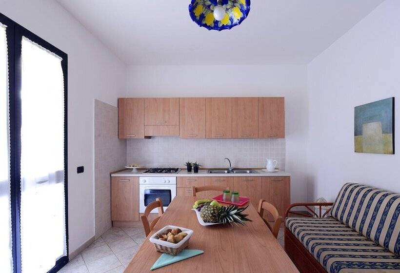 Oasis Hotel Residence & Resort