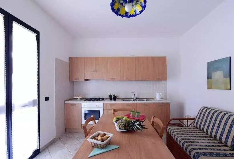 Oasis Hotel Residence & Resort