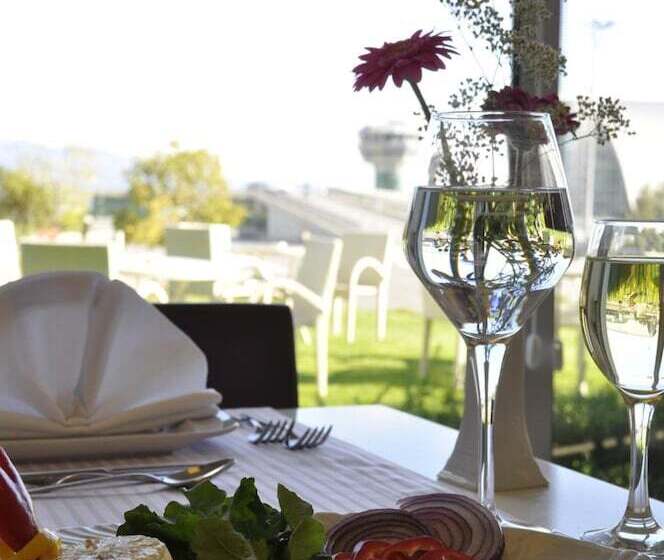 Отель Orty Airport