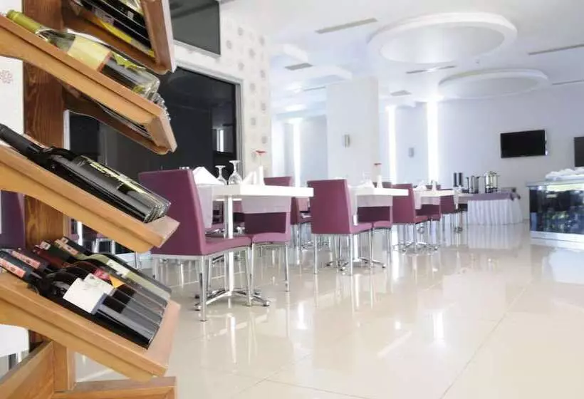 Отель Orty Airport