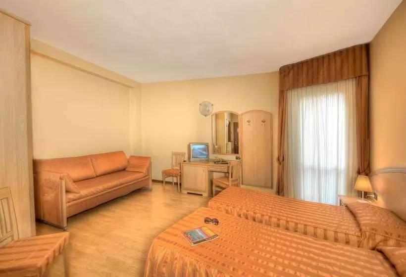 هتل Residence Dei Fiori