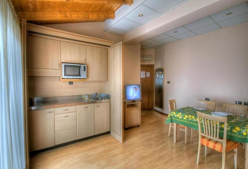 هتل Residence Dei Fiori