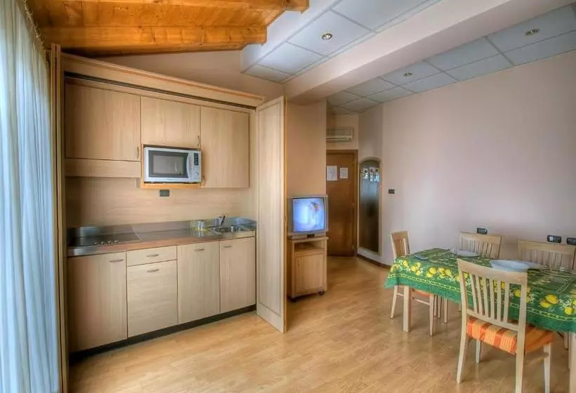 هتل Residence Dei Fiori