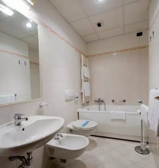 هتل Residence Dei Fiori