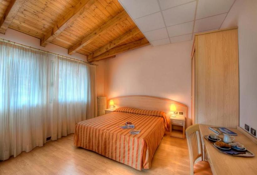 هتل Residence Dei Fiori