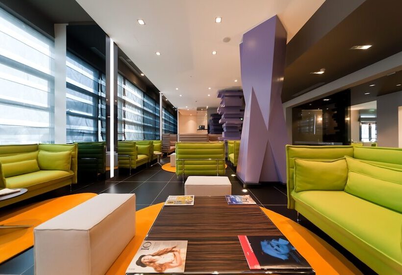 Отель Rmh Modena Des Arts