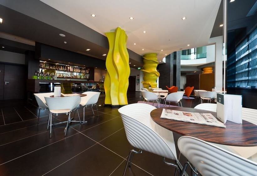 Отель Rmh Modena Des Arts