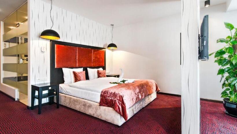 Отель Silvia Gold Gliwice