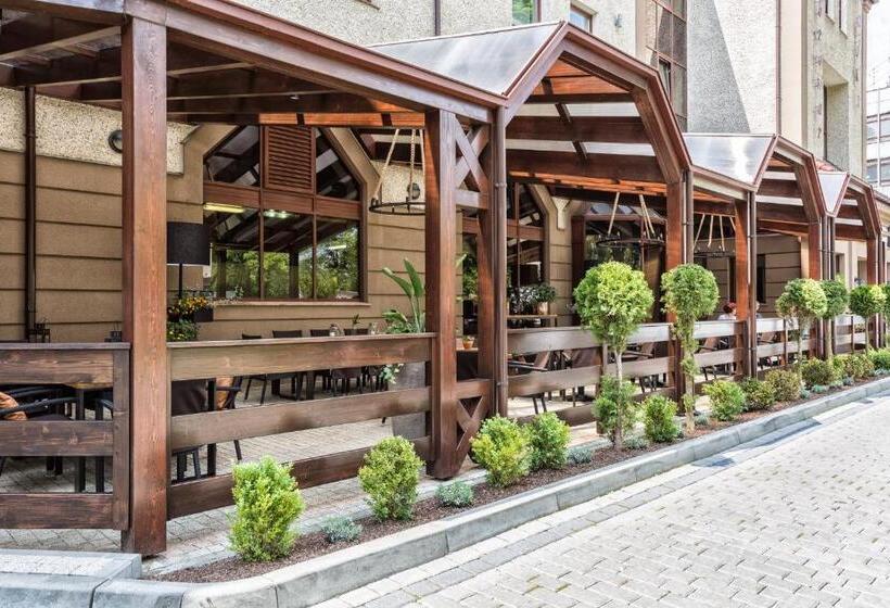 Отель Silvia Gold Gliwice