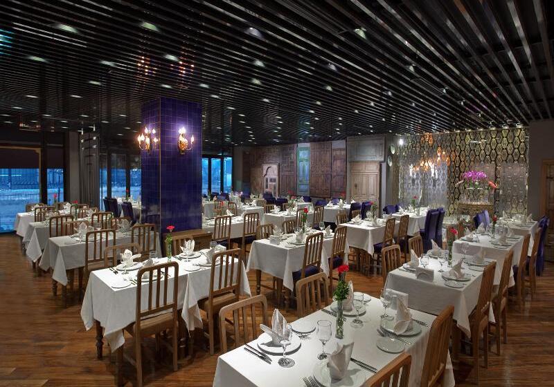 Sura Design Hotel & Suites