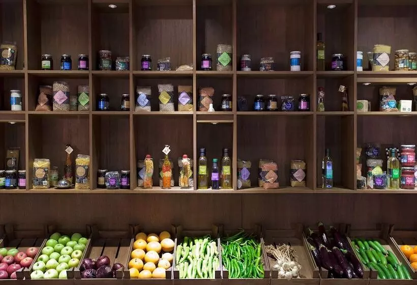 Sura Design Hotel & Suites