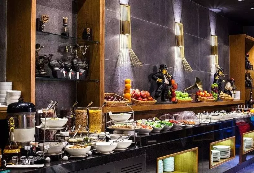 Отель The Elysium Taksim