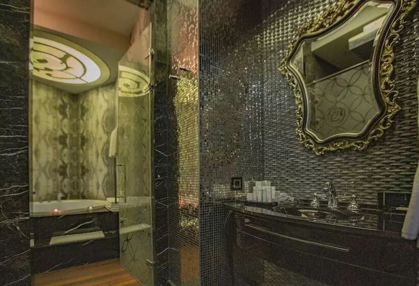 Отель The Elysium Taksim