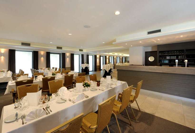 Van Der Valk Hotel Dennenhof