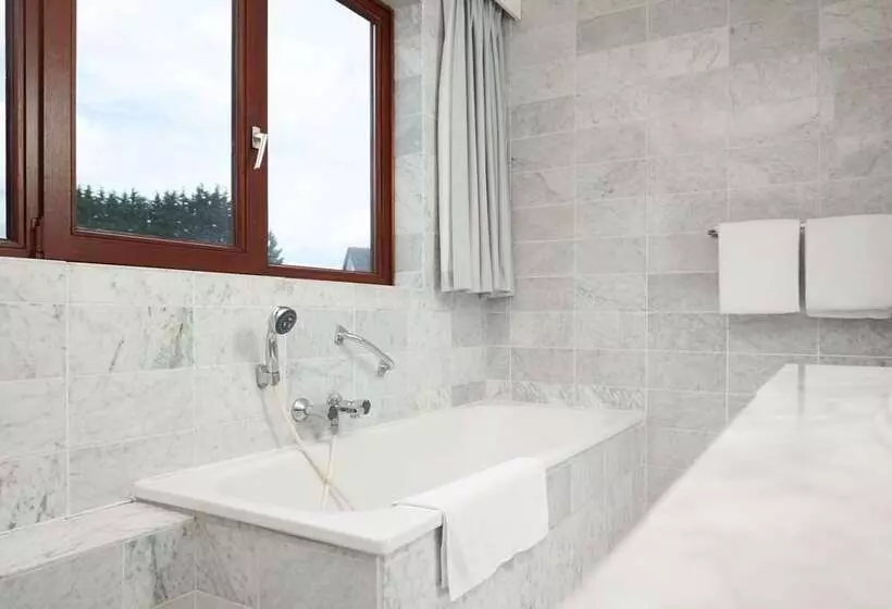 Van Der Valk Hotel Dennenhof