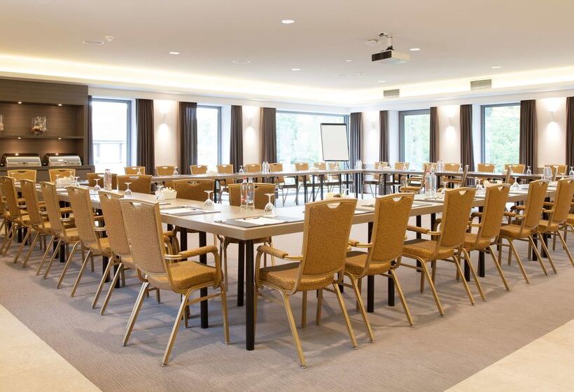 Van Der Valk Hotel Dennenhof