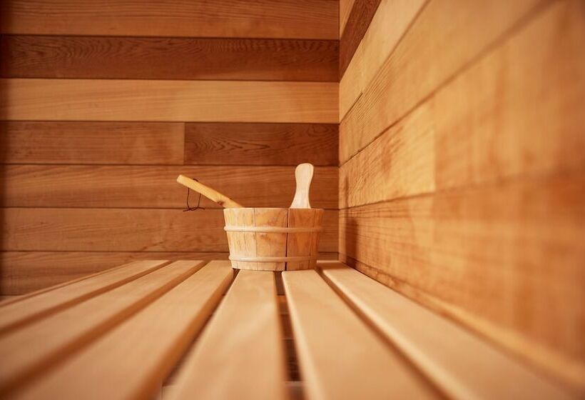 Van Der Valk Hotel Dennenhof