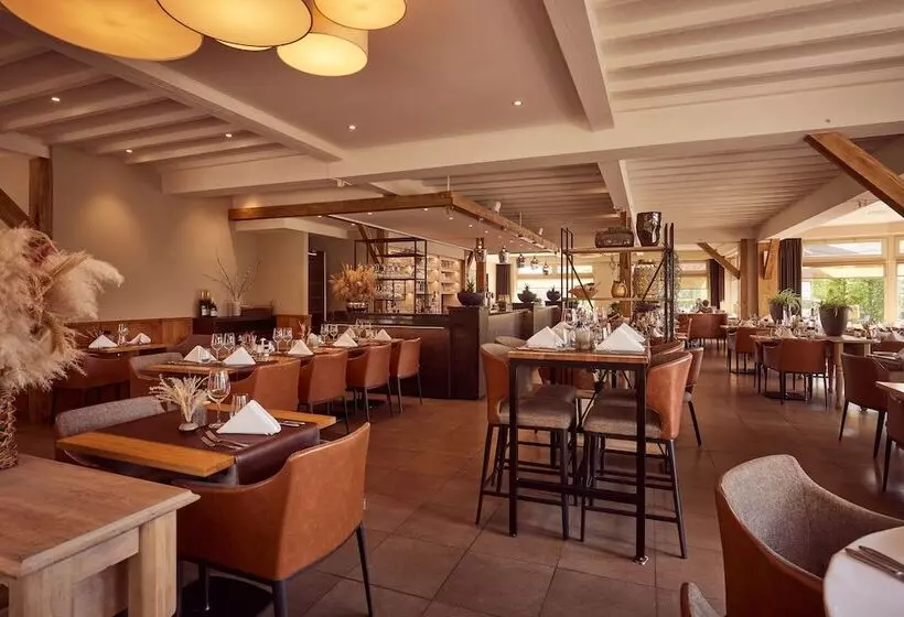 Van Der Valk Hotel Dennenhof