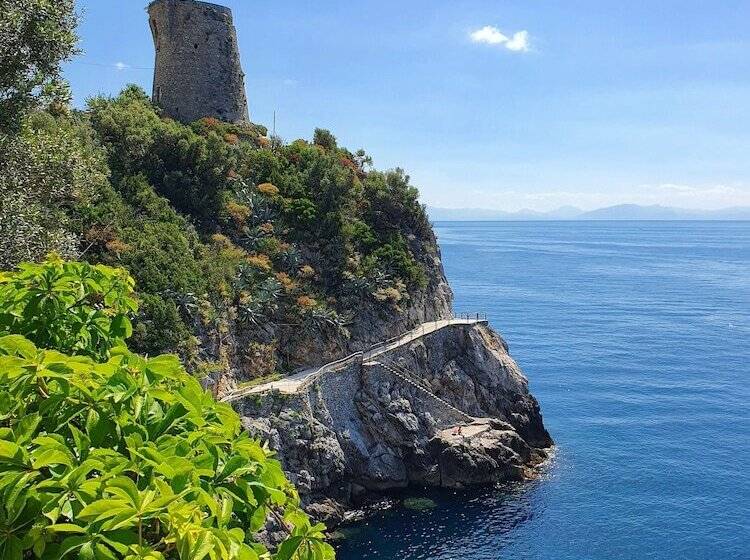 Отель Villa Maria Pia