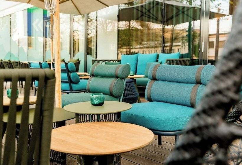 Motel One Salzburg Süd