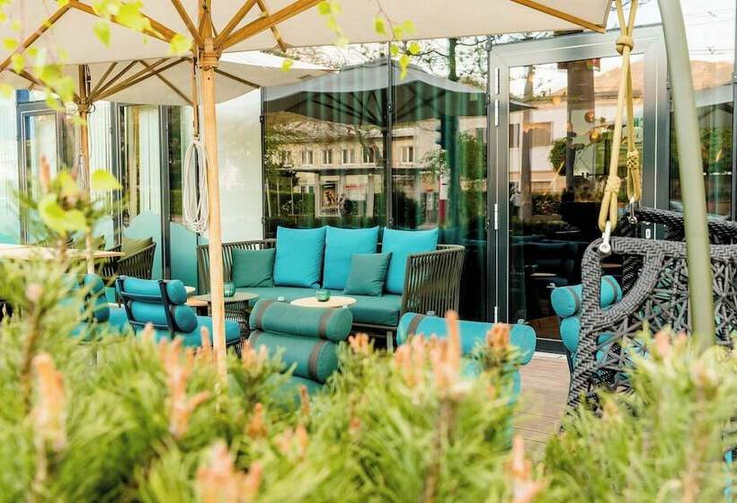 Motel One Salzburg Süd