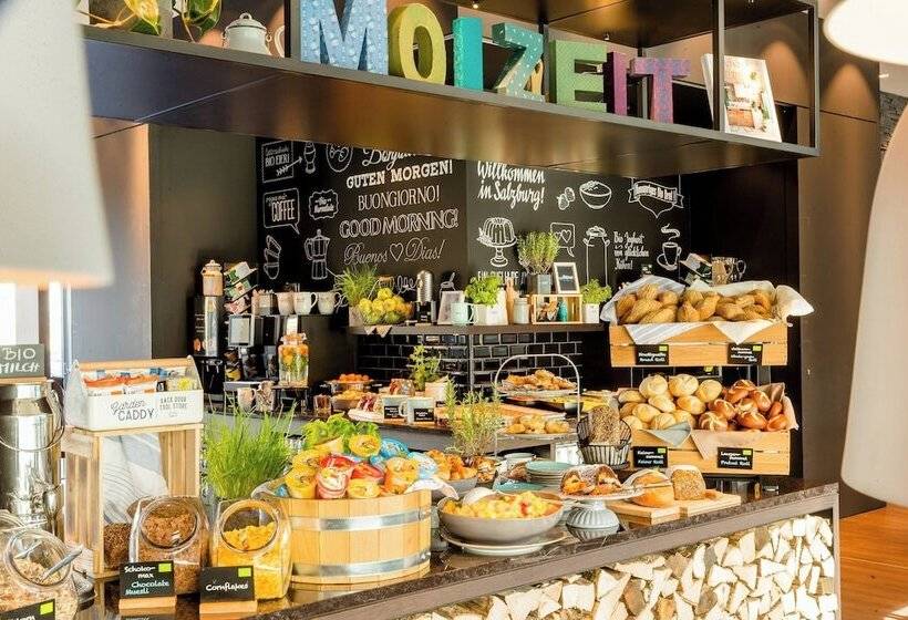 Motel One Salzburg Süd