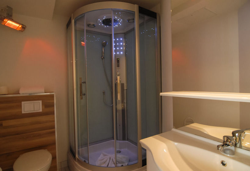 Отель Petul Apart  City Garden