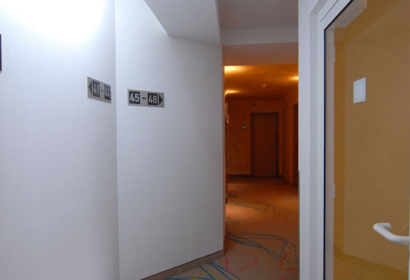 Отель Petul Apart  City Garden