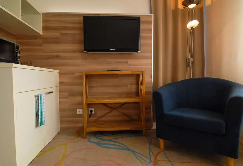 Отель Petul Apart City Garden