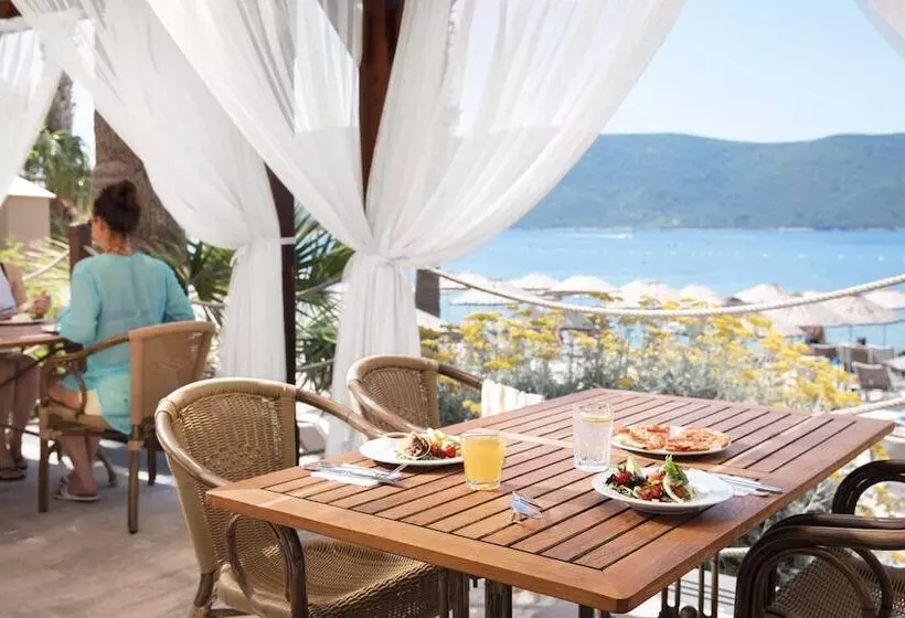 Lomakeskus Tui Magic Life Bodrum Adults Only