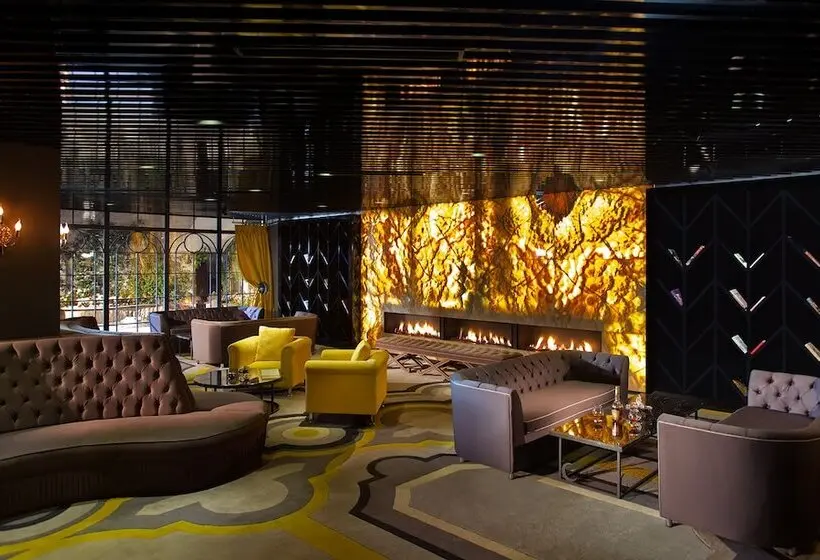 Sura Design Hotel & Suites