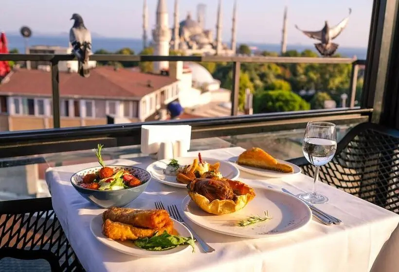 Sura Design Hotel & Suites