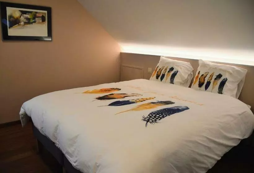 ベッドアンドブレックファースト Plumes Et Pinceaux