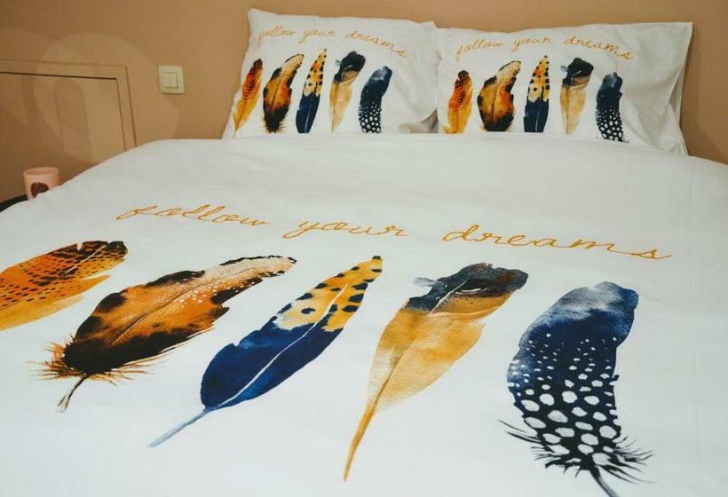 مبيت وإفطار Plumes Et Pinceaux