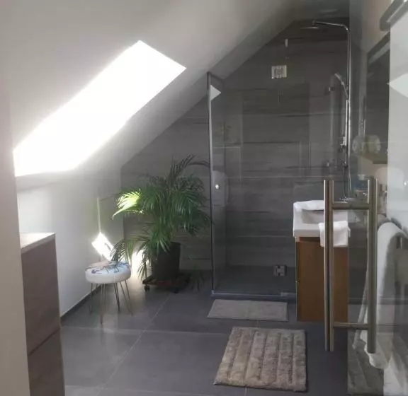 ベッドアンドブレックファースト Plumes Et Pinceaux