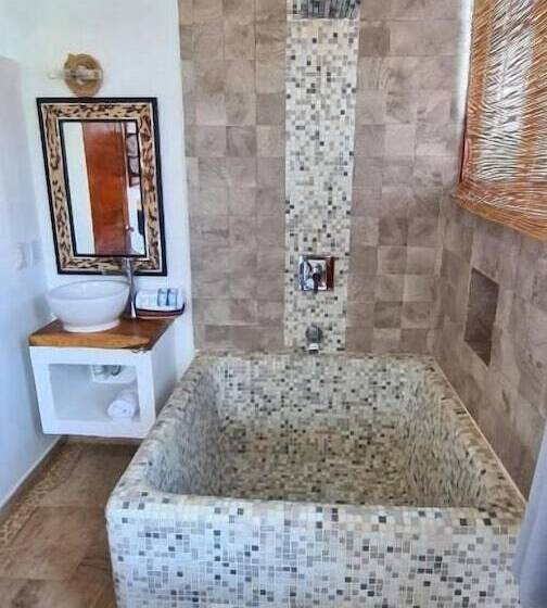 فندق Casa Shula, Acapulco