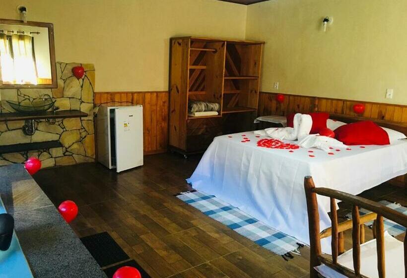 פנסיון Pousada Algama