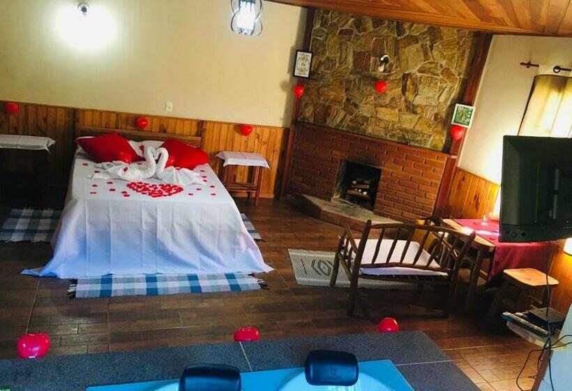 פנסיון Pousada Algama