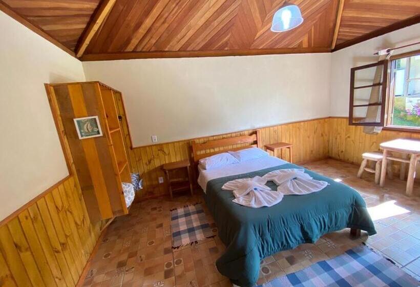 פנסיון Pousada Algama