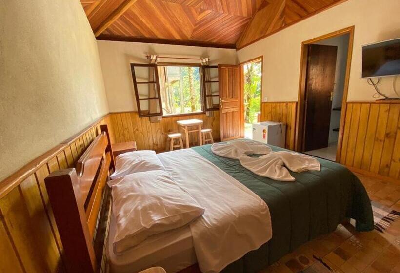 פנסיון Pousada Algama