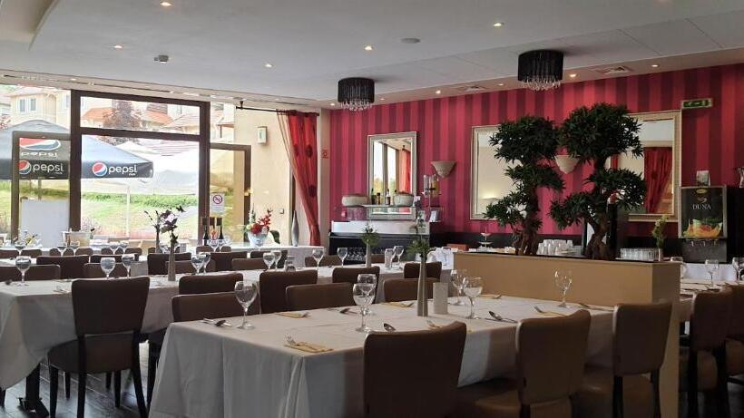 River Lux Apartman Dunaszentmiklós