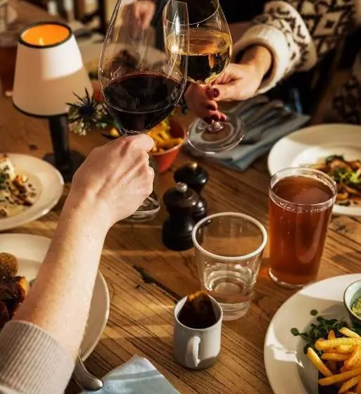 ユースホステル The Maytime Inn