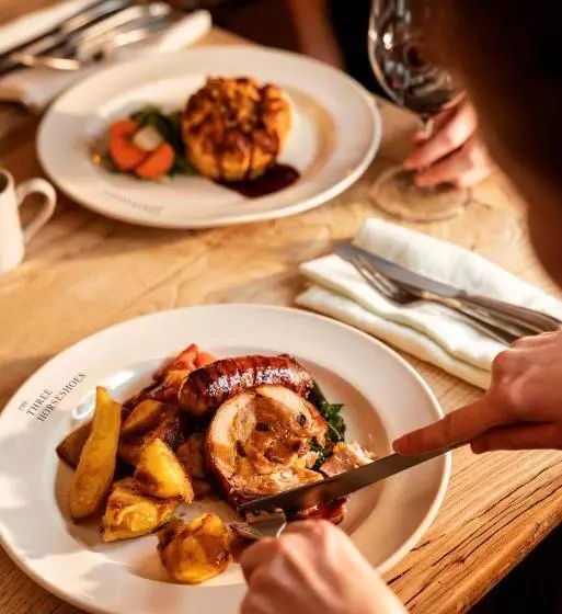 ユースホステル The Maytime Inn