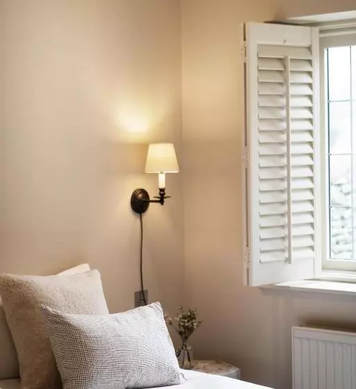 ユースホステル The Maytime Inn