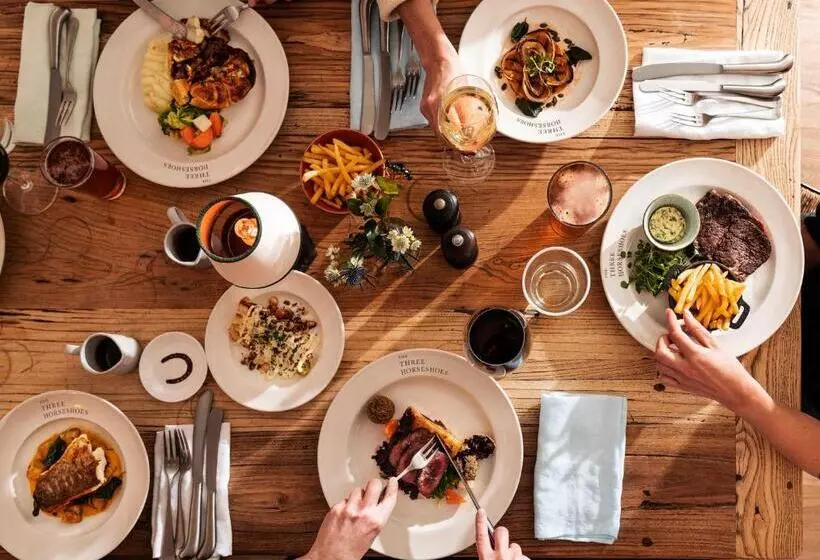 ユースホステル The Maytime Inn