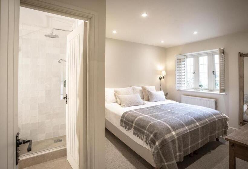 旅馆 The Maytime Inn